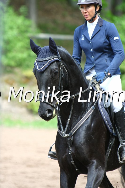 104M3646_Fantastic Touch_Springpf L.JPG